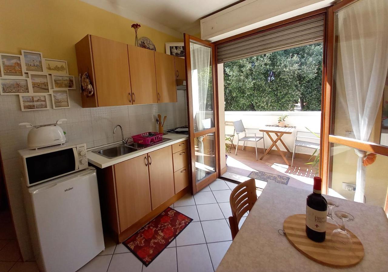 Palazzo Wanny Free Parking & Terrace Apartamento Florencia