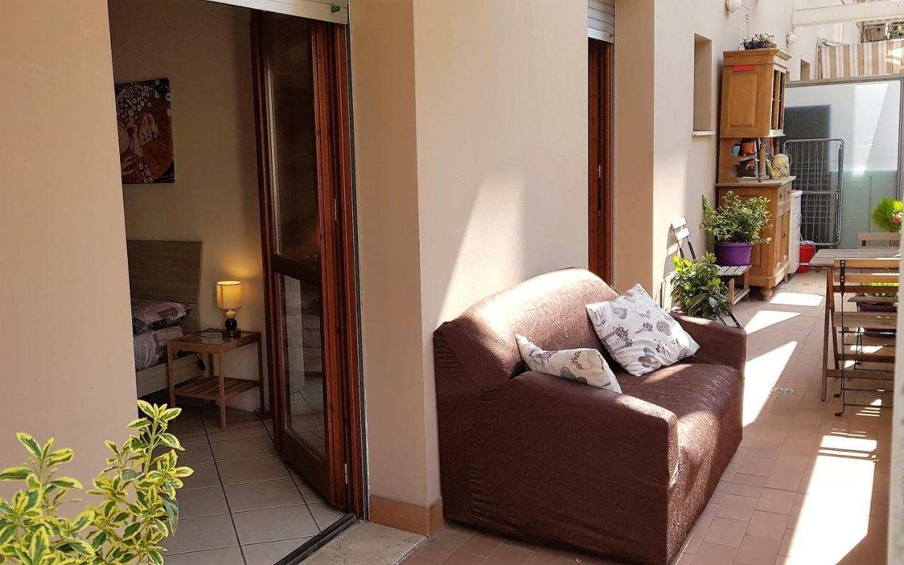 Palazzo Wanny Free Parking & Terrace Apartamento